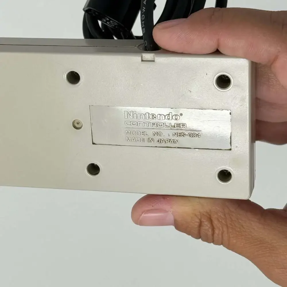 Nintendo Entertainment System (NES) Original Controller Model NES-004